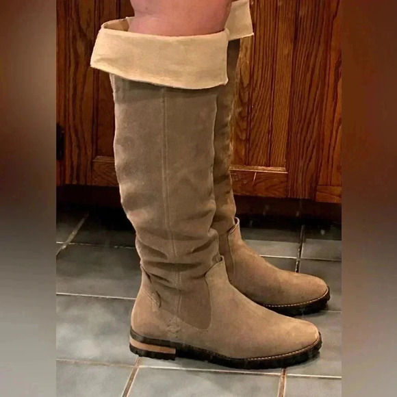 Fabianelli knee high suede fold over boots. Size 39. Made in Italy. - Picture 3 of 12